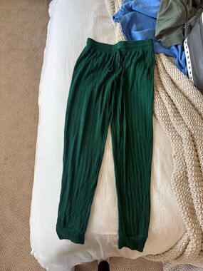 stars above green Ribbed pajama set